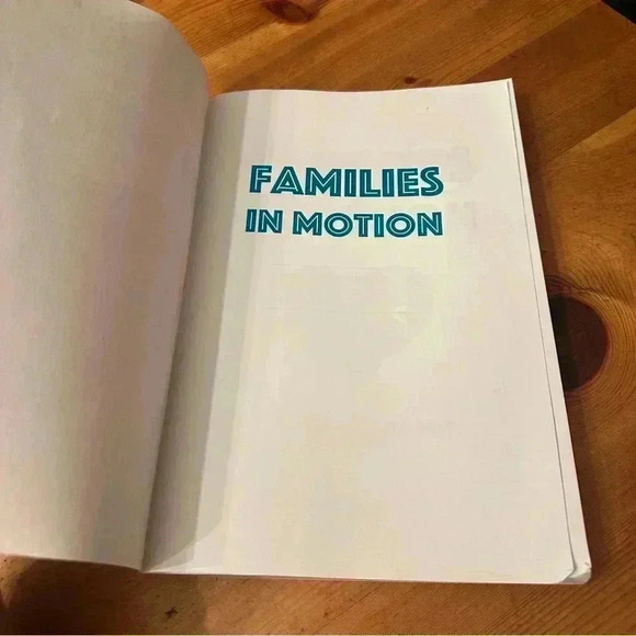 FAMILIES DYNAMICS IN DIVERSE CONTEXTS IN MOTION Clara Gerhardt - Picture 3 of 5